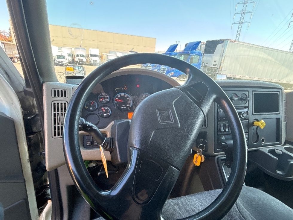 Refrigerated Truck-Light and Medium Duty Trucks-International-2018-4300-West Sacramento-CA-263,702\n\t\tmiles-$ 39,000 - Image 17