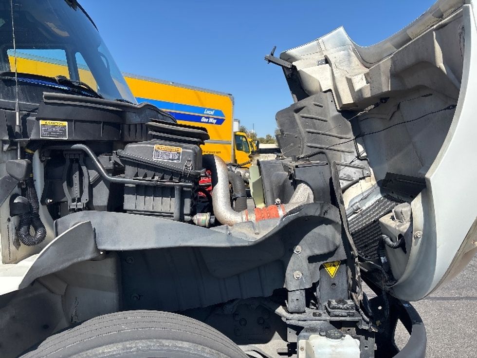 Refrigerated Truck-Light and Medium Duty Trucks-International-2018-4300-West Sacramento-CA-263,702\n\t\tmiles-$ 39,000 - Image 23