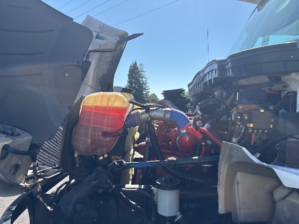 Refrigerated Truck-Light and Medium Duty Trucks-International-2018-4300-West Sacramento-CA-263,702\n\t\tmiles-$ 39,000 - Image 24