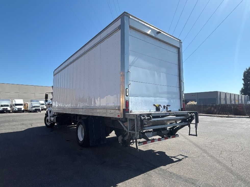 Refrigerated Truck-Light and Medium Duty Trucks-International-2018-4300-West Sacramento-CA-263,702\n\t\tmiles-$ 39,000 - Image 6