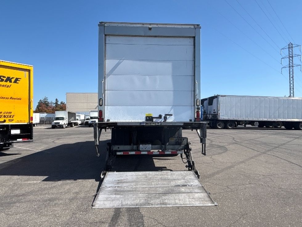 Refrigerated Truck-Light and Medium Duty Trucks-International-2018-4300-West Sacramento-CA-263,702\n\t\tmiles-$ 39,000 - Image 9