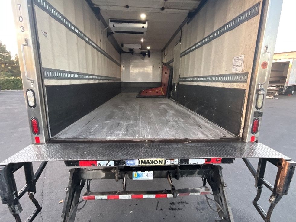 Refrigerated Truck-Light and Medium Duty Trucks-International-2018-4300-West Sacramento-CA-274,833\n\t\tmiles-$ 29,000 - Image 10