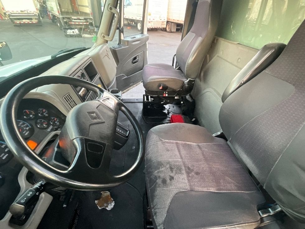 Refrigerated Truck-Light and Medium Duty Trucks-International-2018-4300-West Sacramento-CA-274,833\n\t\tmiles-$ 29,000 - Image 19