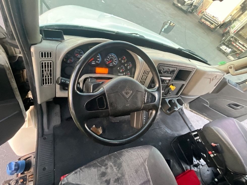 Refrigerated Truck-Light and Medium Duty Trucks-International-2018-4300-West Sacramento-CA-274,833\n\t\tmiles-$ 29,000 - Image 18