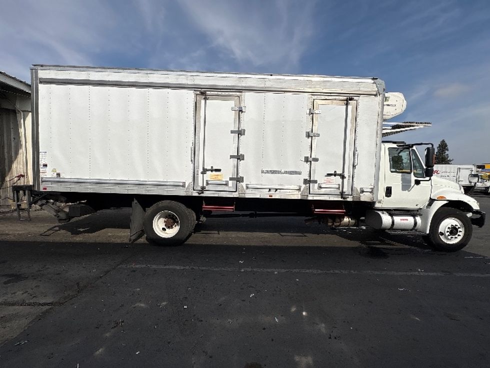 Refrigerated Truck-Light and Medium Duty Trucks-International-2018-4300-West Sacramento-CA-309,005\n\t\tmiles-$ 28,750 - Image 15