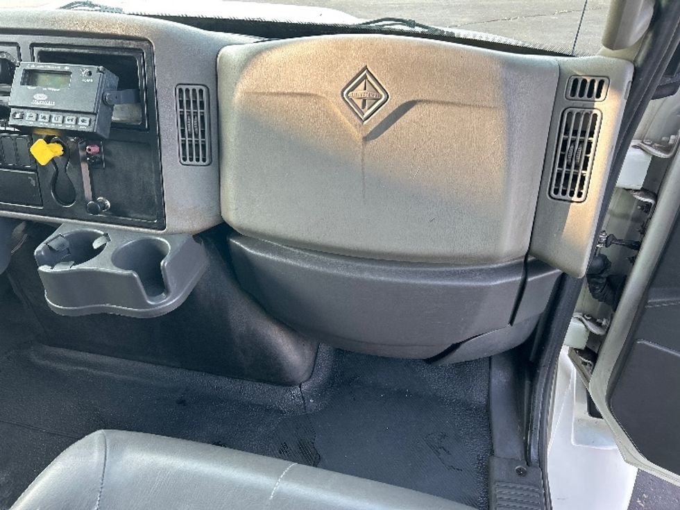 Refrigerated Truck-Light and Medium Duty Trucks-International-2018-4400-Greeley-CO-181,731\n\t\tmiles-$ 69,000 - Image 21