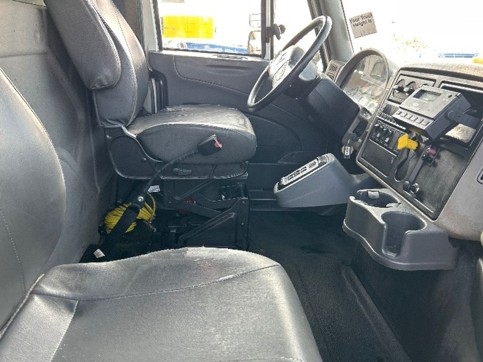 Refrigerated Truck-Light and Medium Duty Trucks-International-2018-4400-Greeley-CO-181,731\n\t\tmiles-$ 69,000 - Image 22