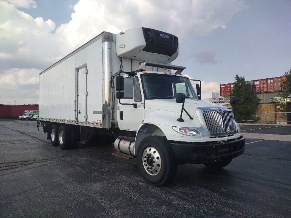 Refrigerated Truck-Light and Medium Duty Trucks-International-2018-4400-Mississauga-ON-193,943\n\t\tkm-$ 93,750 - Image 1