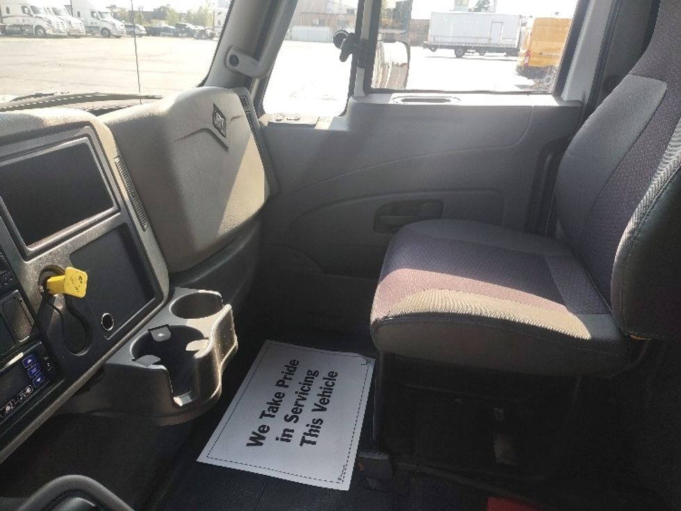 Refrigerated Truck-Light and Medium Duty Trucks-International-2018-4400-Mississauga-ON-193,943\n\t\tkm-$ 93,750 - Image 19