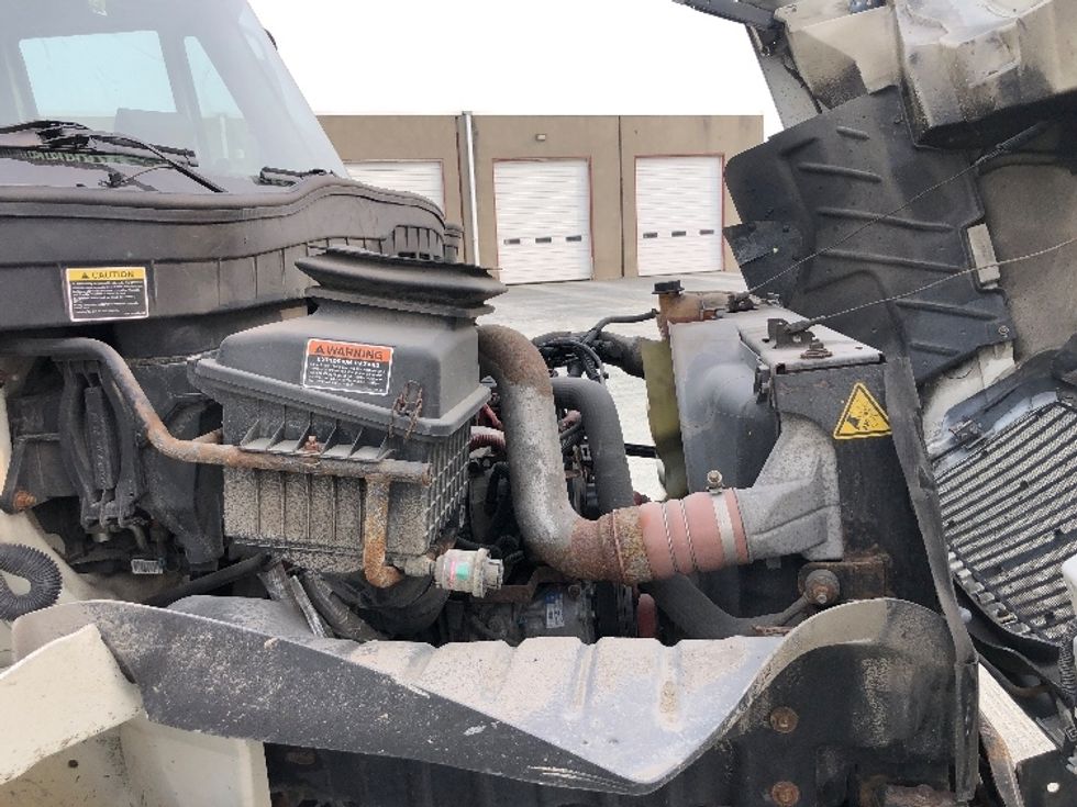 Refrigerated Truck-Light and Medium Duty Trucks-International-2019-4300-Albany-NY-164,762\n\t\tmiles-$ 41,000 - Image 23