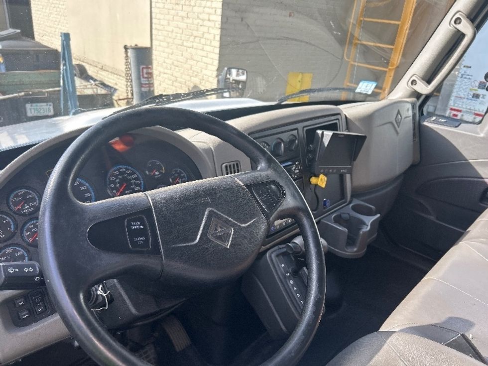 Refrigerated Truck-Light and Medium Duty Trucks-International-2019-4300-Braintree-MA-143,117\n\t\tmiles-$ 44,750 - Image 17