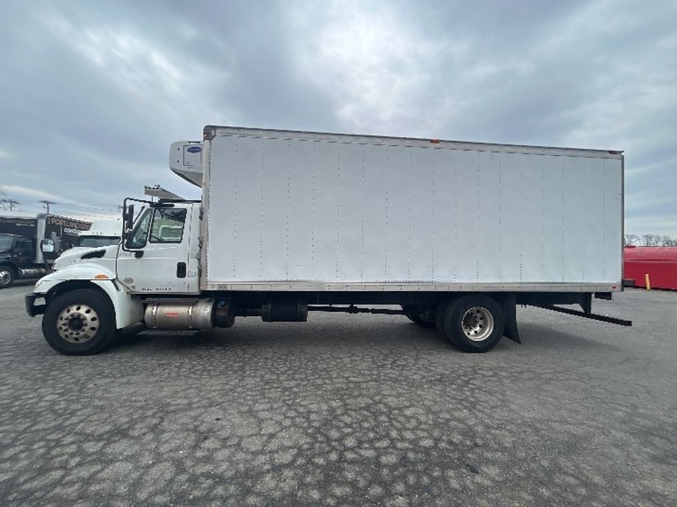Refrigerated Truck-Light and Medium Duty Trucks-International-2019-4300-Braintree-MA-143,117\n\t\tmiles-$ 44,750 - Image 4