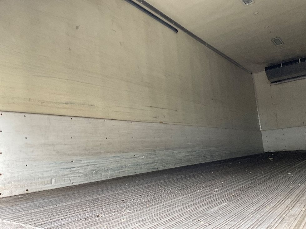 Refrigerated Truck-Light and Medium Duty Trucks-International-2019-4300-Capitol Heights-MD-162,755\n\t\tmiles-$ 40,500 - Image 10