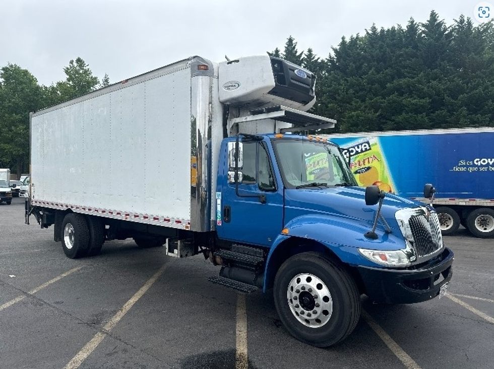 Refrigerated Truck-Light and Medium Duty Trucks-International-2019-4300-Capitol Heights-MD-162,755\n\t\tmiles-$ 40,500 - Image 1