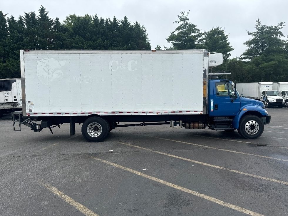 Refrigerated Truck-Light and Medium Duty Trucks-International-2019-4300-Capitol Heights-MD-178,300\n\t\tmiles-$ 40,250 - Image 15