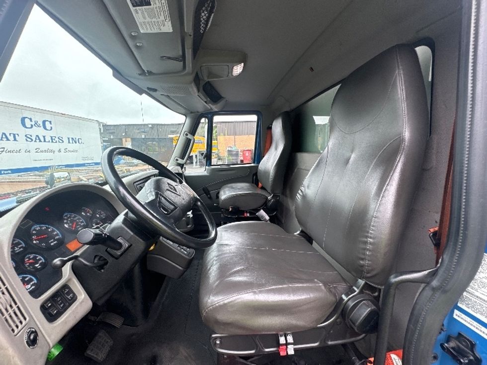 Refrigerated Truck-Light and Medium Duty Trucks-International-2019-4300-Capitol Heights-MD-178,300\n\t\tmiles-$ 40,250 - Image 19