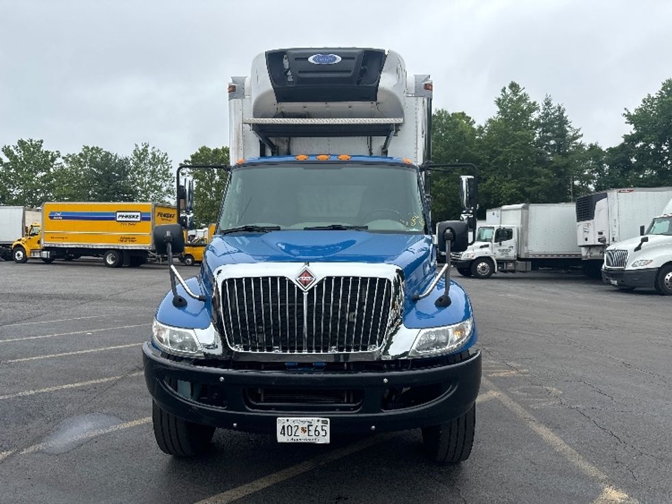 Refrigerated Truck-Light and Medium Duty Trucks-International-2019-4300-Capitol Heights-MD-178,300\n\t\tmiles-$ 40,250 - Image 2