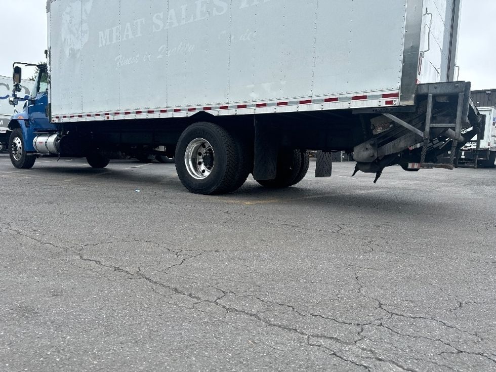 Refrigerated Truck-Light and Medium Duty Trucks-International-2019-4300-Capitol Heights-MD-178,300\n\t\tmiles-$ 40,250 - Image 5