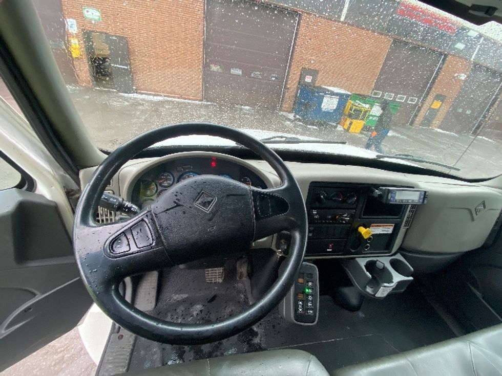 Refrigerated Truck-Light and Medium Duty Trucks-International-2019-4300-Concord-ON-249,125\n\t\tkm-$ 64,750 - Image 18