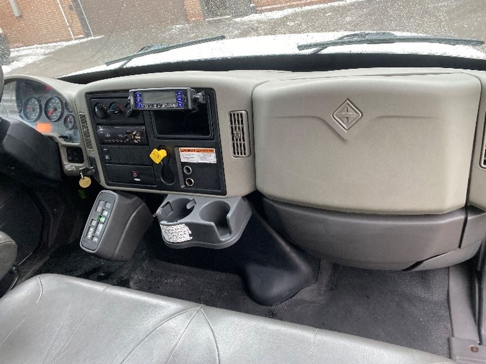 Refrigerated Truck-Light and Medium Duty Trucks-International-2019-4300-Concord-ON-249,125\n\t\tkm-$ 64,750 - Image 21