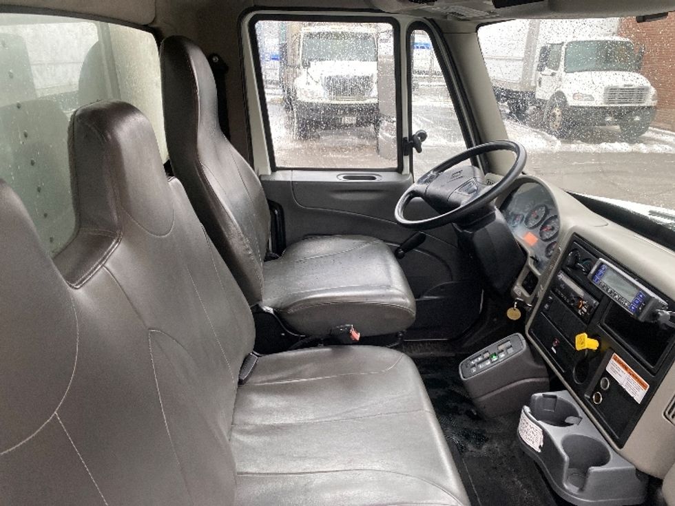 Refrigerated Truck-Light and Medium Duty Trucks-International-2019-4300-Concord-ON-249,125\n\t\tkm-$ 64,750 - Image 22