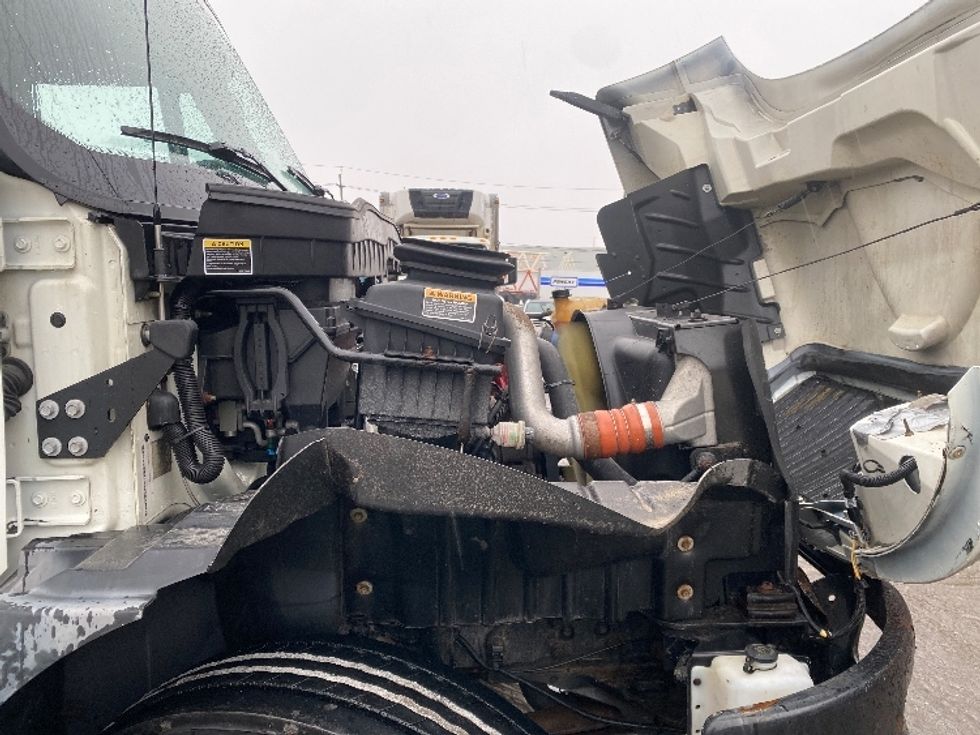 Refrigerated Truck-Light and Medium Duty Trucks-International-2019-4300-Concord-ON-249,125\n\t\tkm-$ 64,750 - Image 23