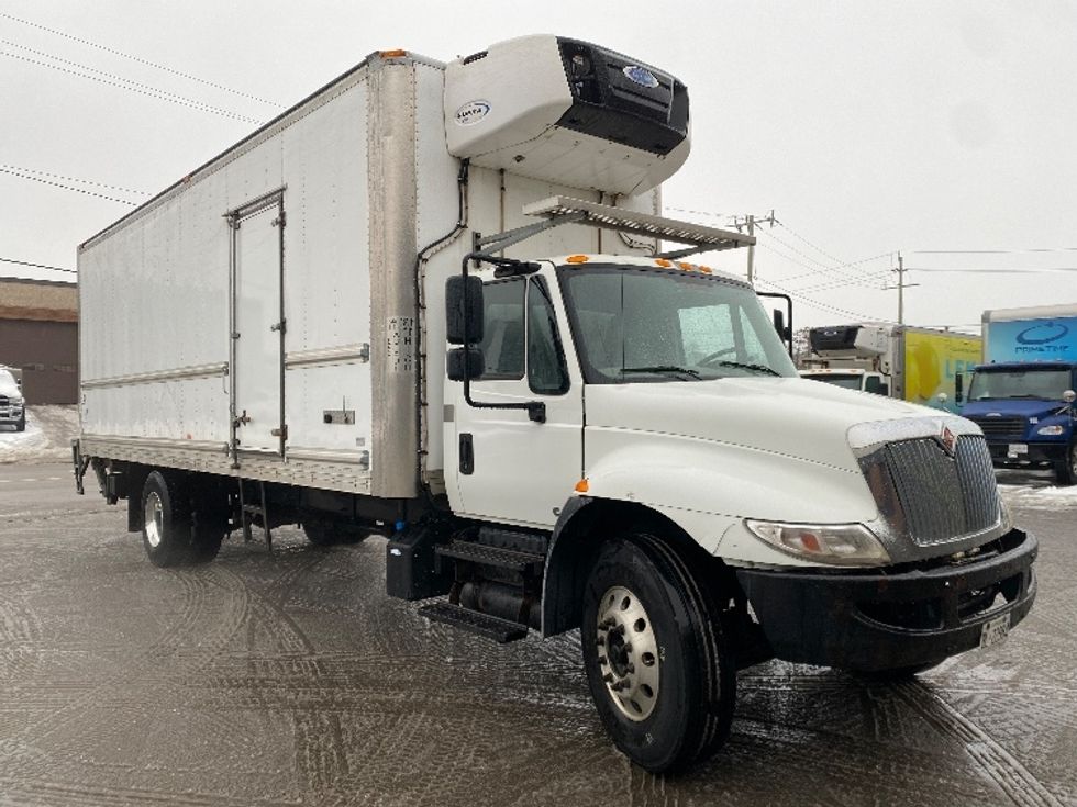 Refrigerated Truck-Light and Medium Duty Trucks-International-2019-4300-Concord-ON-249,125\n\t\tkm-$ 64,750 - Image 3