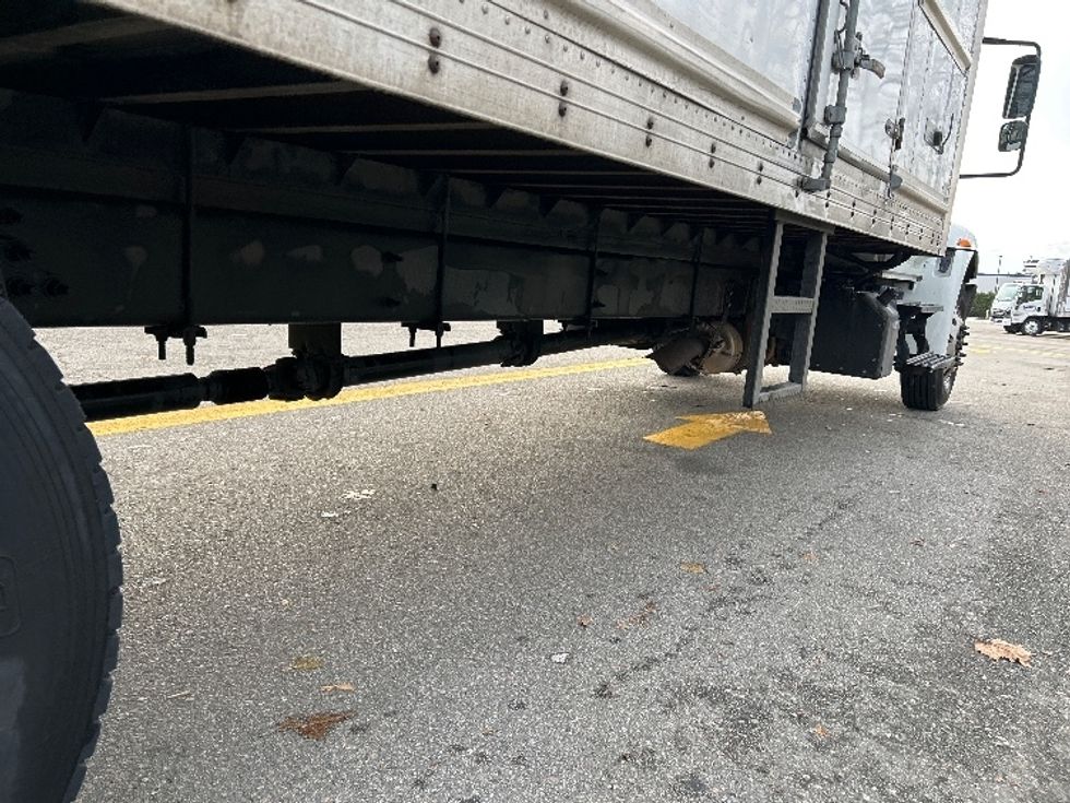 Refrigerated Truck-Light and Medium Duty Trucks-International-2019-4300-Delta-BC-161,499\n\t\tkm-$ 80,750 - Image 14