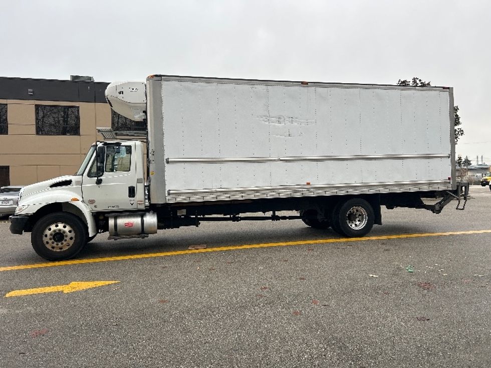 Refrigerated Truck-Light and Medium Duty Trucks-International-2019-4300-Delta-BC-168,979\n\t\tkm-$ 77,500 - Image 4