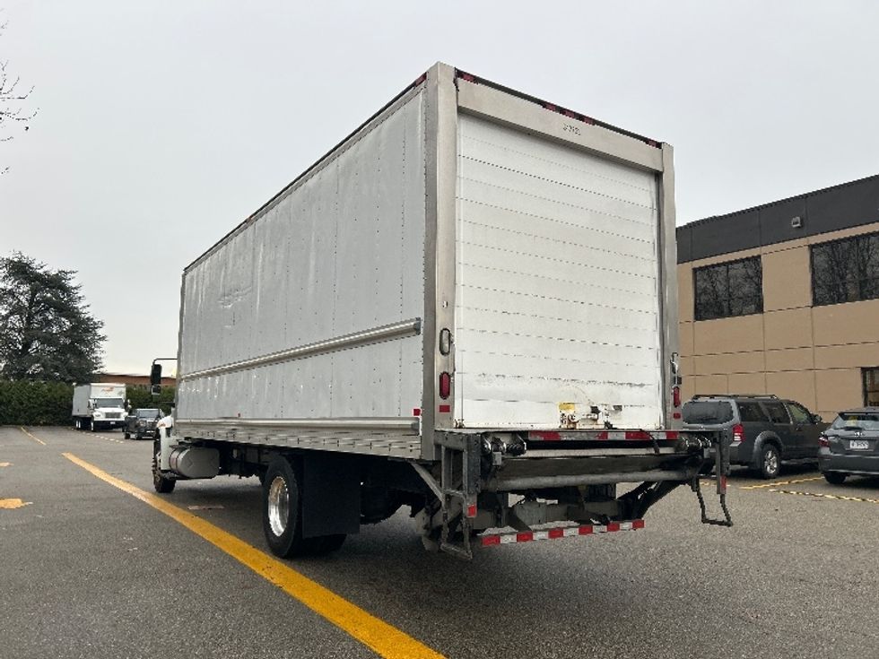 Refrigerated Truck-Light and Medium Duty Trucks-International-2019-4300-Delta-BC-168,979\n\t\tkm-$ 77,500 - Image 6