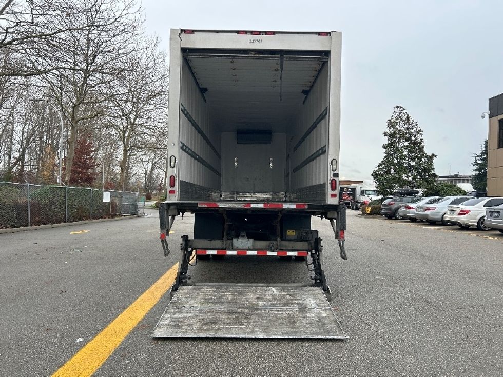Refrigerated Truck-Light and Medium Duty Trucks-International-2019-4300-Delta-BC-168,979\n\t\tkm-$ 77,500 - Image 9
