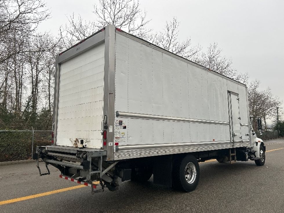 Refrigerated Truck-Light and Medium Duty Trucks-International-2019-4300-Delta-BC-194,297\n\t\tkm-$ 75,750 - Image 13