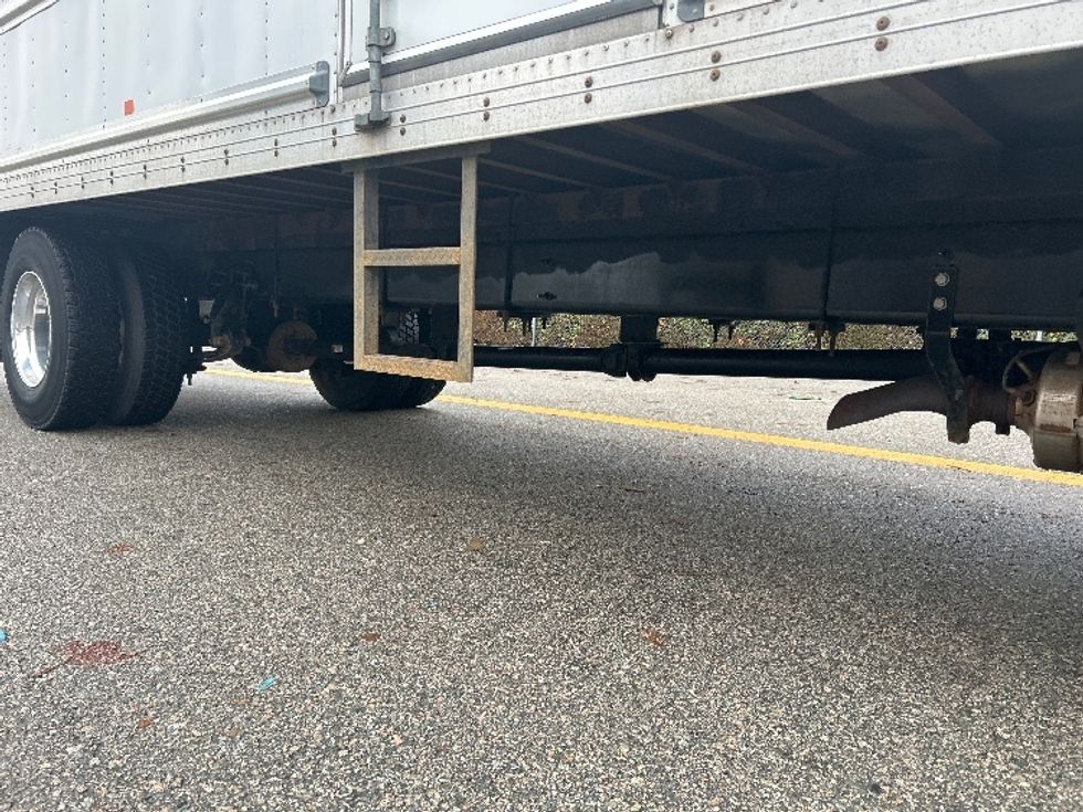 Refrigerated Truck-Light and Medium Duty Trucks-International-2019-4300-Delta-BC-194,297\n\t\tkm-$ 75,750 - Image 14