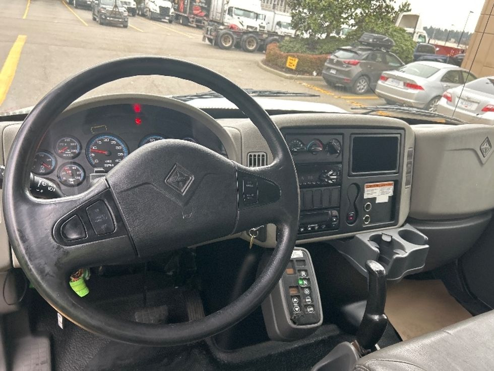 Refrigerated Truck-Light and Medium Duty Trucks-International-2019-4300-Delta-BC-194,297\n\t\tkm-$ 75,750 - Image 18