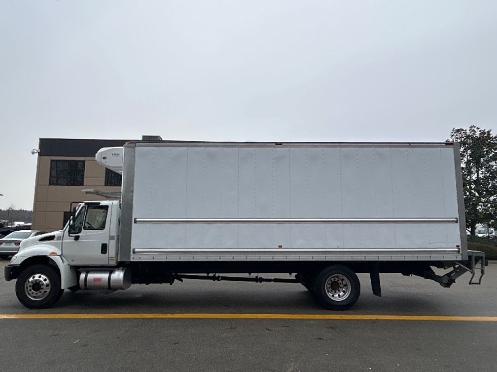 Refrigerated Truck-Light and Medium Duty Trucks-International-2019-4300-Delta-BC-194,297\n\t\tkm-$ 75,750 - Image 4