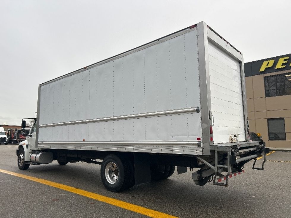 Refrigerated Truck-Light and Medium Duty Trucks-International-2019-4300-Delta-BC-194,297\n\t\tkm-$ 75,750 - Image 6