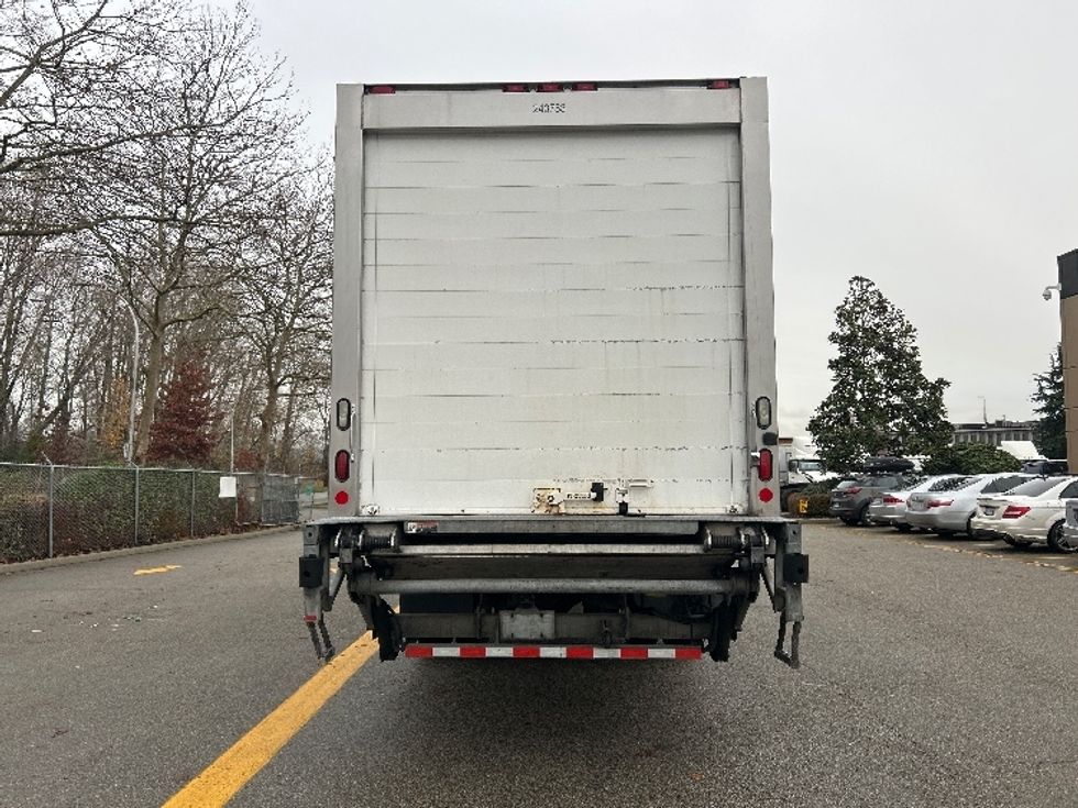 Refrigerated Truck-Light and Medium Duty Trucks-International-2019-4300-Delta-BC-194,297\n\t\tkm-$ 75,750 - Image 7