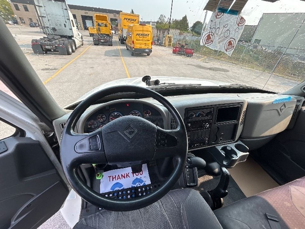 Refrigerated Truck-Light and Medium Duty Trucks-International-2019-4300-Delta-BC-206,808\n\t\tkm-$ 58,500 - Image 17