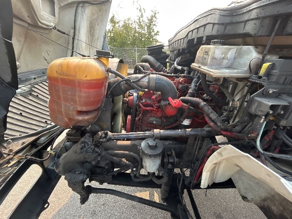 Refrigerated Truck-Light and Medium Duty Trucks-International-2019-4300-Delta-BC-206,808\n\t\tkm-$ 58,500 - Image 23