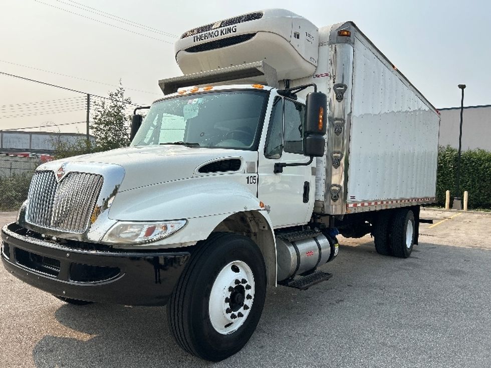 Refrigerated Truck-Light and Medium Duty Trucks-International-2019-4300-Delta-BC-206,808\n\t\tkm-$ 58,500 - Image 3