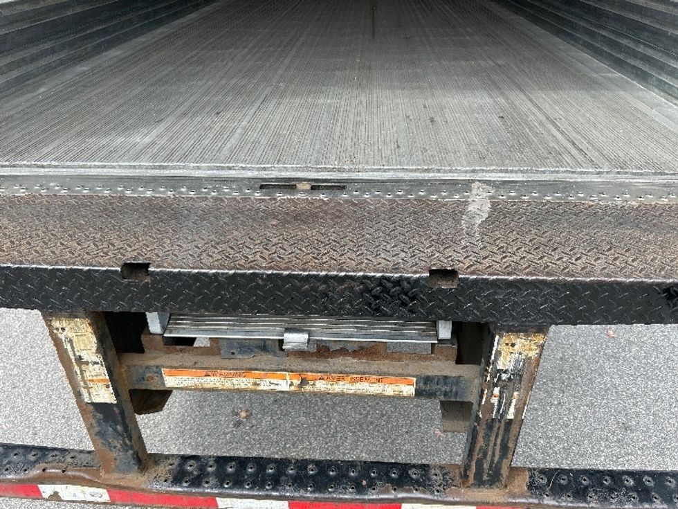 Refrigerated Truck-Light and Medium Duty Trucks-International-2019-4300-Delta-BC-213,104\n\t\tkm-$ 60,000 - Image 10