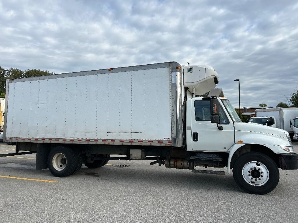 Refrigerated Truck-Light and Medium Duty Trucks-International-2019-4300-Delta-BC-213,104\n\t\tkm-$ 60,000 - Image 15