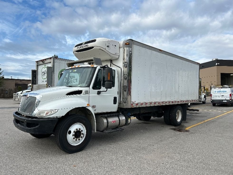 Refrigerated Truck-Light and Medium Duty Trucks-International-2019-4300-Delta-BC-213,104\n\t\tkm-$ 60,000 - Image 3