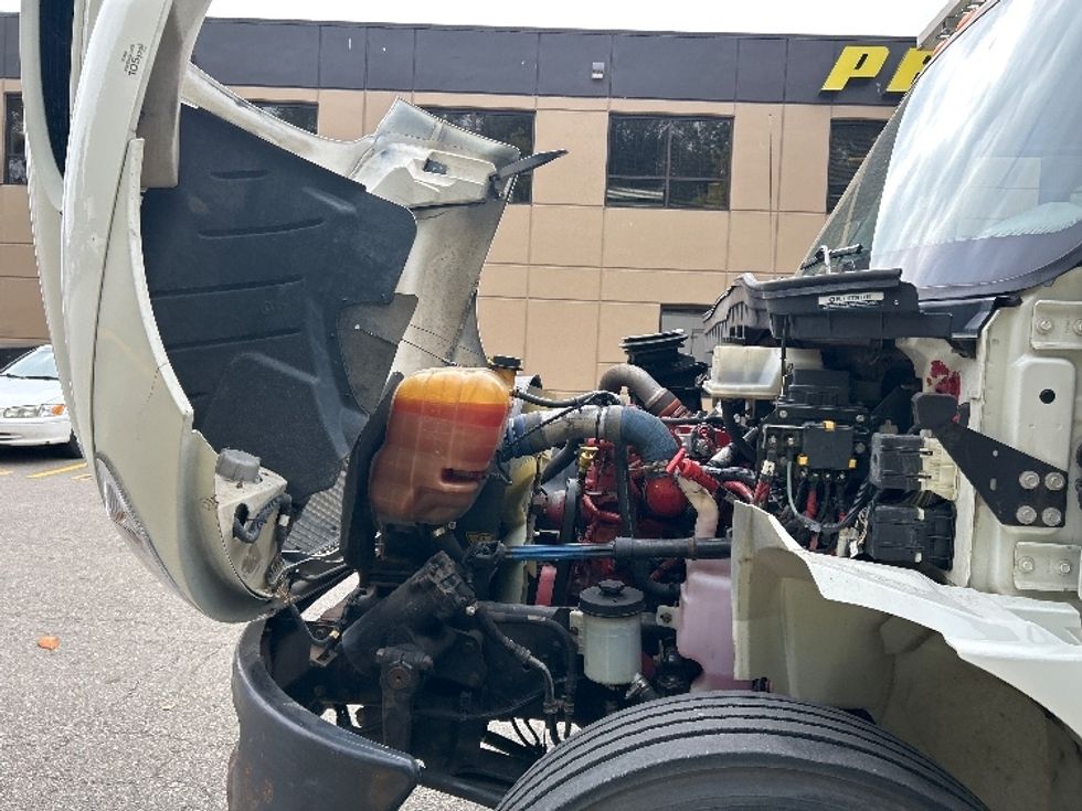 Refrigerated Truck-Light and Medium Duty Trucks-International-2019-4300-Delta-BC-246,529\n\t\tkm-$ 75,000 - Image 24