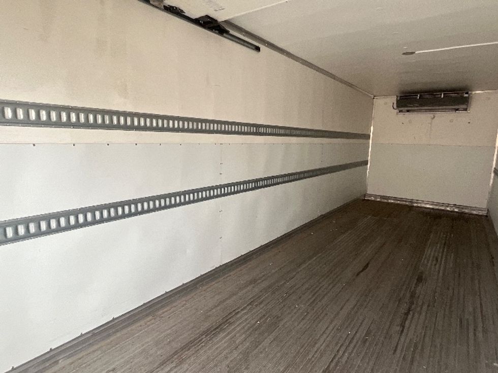 Refrigerated Truck-Light and Medium Duty Trucks-International-2019-4300-El Paso-TX-108,754\n\t\tmiles-$ 57,250 - Image 10