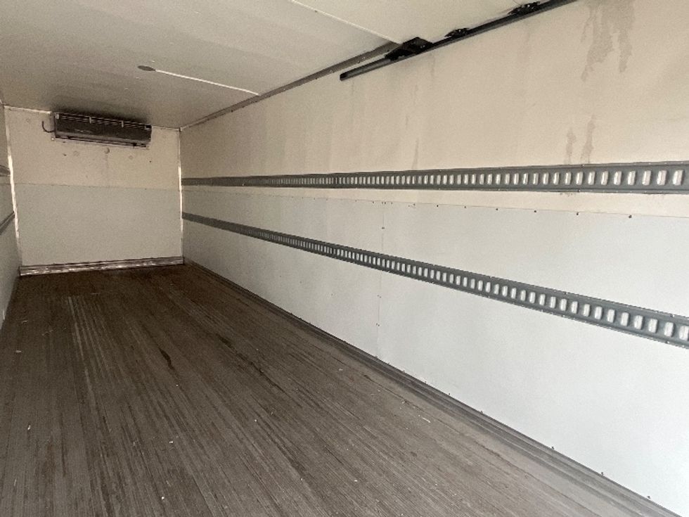Refrigerated Truck-Light and Medium Duty Trucks-International-2019-4300-El Paso-TX-108,754\n\t\tmiles-$ 57,250 - Image 11