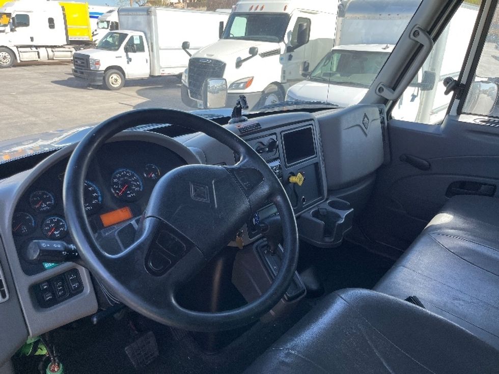 Refrigerated Truck-Light and Medium Duty Trucks-International-2019-4300-El Paso-TX-109,675\n\t\tmiles-$ 57,250 - Image 17