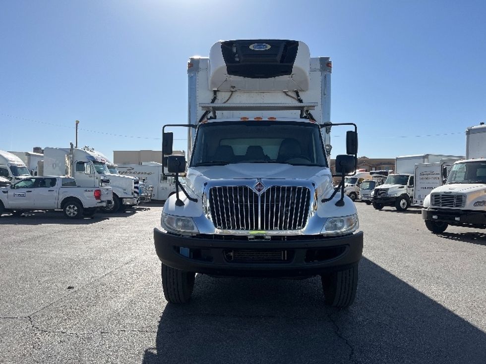 Refrigerated Truck-Light and Medium Duty Trucks-International-2019-4300-El Paso-TX-109,675\n\t\tmiles-$ 57,250 - Image 2