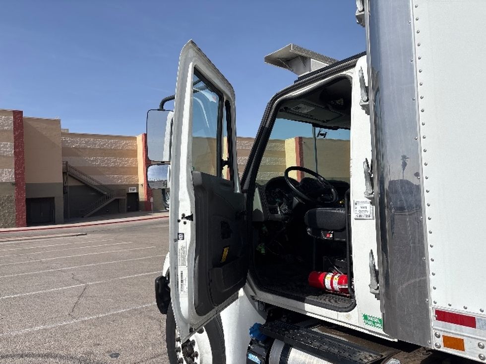 Refrigerated Truck-Light and Medium Duty Trucks-International-2019-4300-El Paso-TX-116,234\n\t\tmiles-$ 56,750 - Image 15