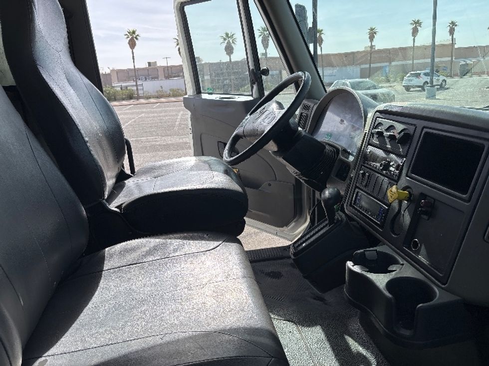 Refrigerated Truck-Light and Medium Duty Trucks-International-2019-4300-El Paso-TX-116,234\n\t\tmiles-$ 56,750 - Image 21